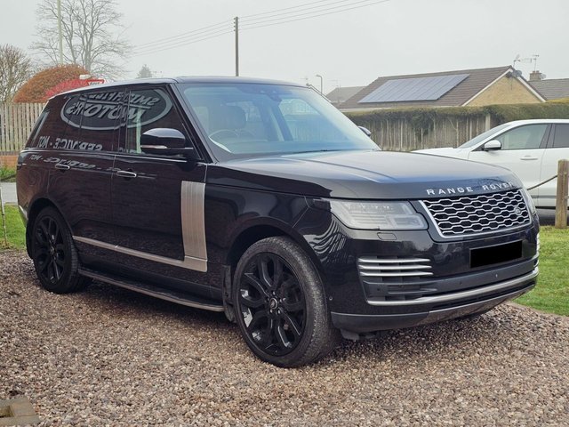 View our LAND ROVER RANGE ROVER