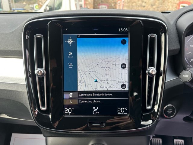 2021 VOLVO XC40 - Photo 5