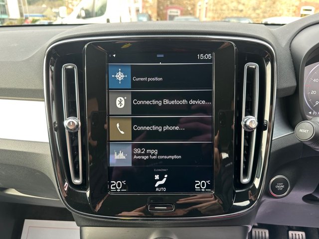 2021 VOLVO XC40 - Photo 11