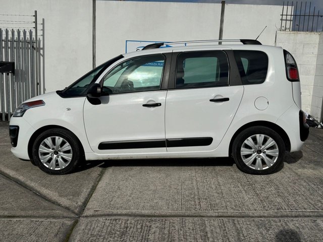 2017 Citroen C3 Picasso 1.6L Edition 5dr - Photo 2