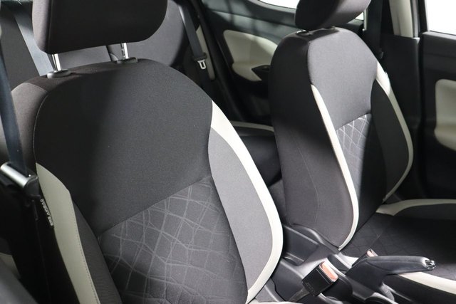 2020 NISSAN MICRA 0.9 IG-T Acenta Limited Edition Hatchback 5dr Petrol Manual Euro 6 (s/s) (90 ps) - Photo 9