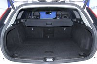 USED 2019 19 VOLVO V60 2.0 D3 Momentum Estate 5dr Diesel Manual Euro 6 (s/s) (150 ps) 