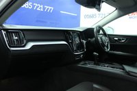 USED 2019 19 VOLVO V60 2.0 D3 Momentum Estate 5dr Diesel Manual Euro 6 (s/s) (150 ps) 
