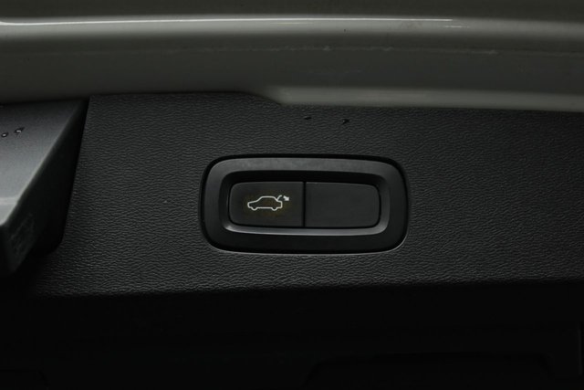 2019 VOLVO V60 - Photo 8