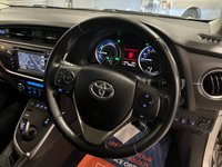 USED 2014 64 TOYOTA AURIS 1.8 VVT-h Excel Touring Sports 5dr Petrol Hybrid CVT Euro 5 (s/s) (136 ps) 