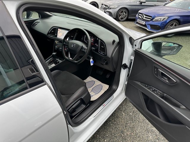 2020 SEAT LEON 1.5 TSI EVO FR Black Edition Estate 5dr Petrol DSG Euro 6 (s/s) (150 ps) - Photo 9