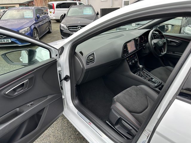 2020 SEAT LEON 1.5 TSI EVO FR Black Edition Estate 5dr Petrol DSG Euro 6 (s/s) (150 ps) - Photo 12