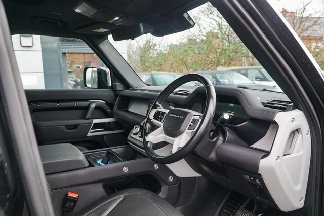 View our LAND ROVER DEFENDER