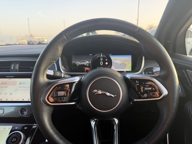 2019 JAGUAR I-PACE - Photo 12