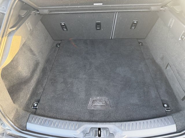 2019 JAGUAR I-PACE - Photo 11