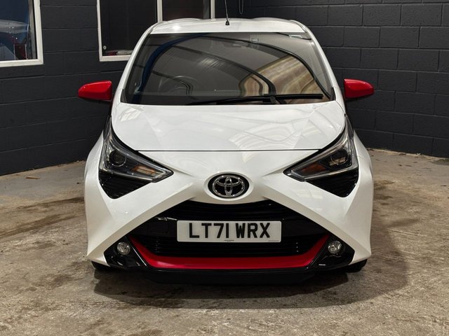 2021 TOYOTA AYGO - Photo 3