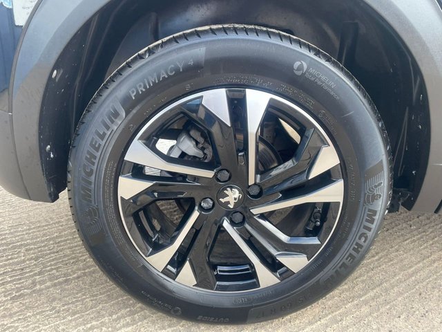 2021 PEUGEOT 2008 2021 1.2 PureTech Allure Premium SUV 5dr Petrol EAT Euro 6 (s/s) (130 ps) - Photo 12