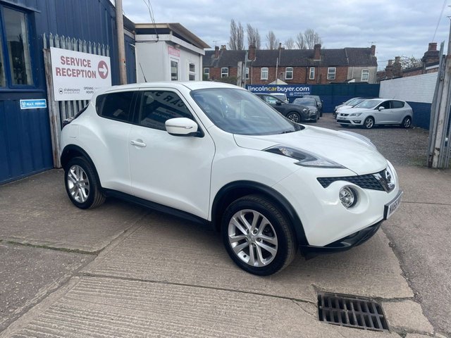 2016 NISSAN JUKE 2016 1.5 dCi N-Connecta SUV 5dr Diesel Manual Euro 6 (s/s) (110 ps) - Photo 3