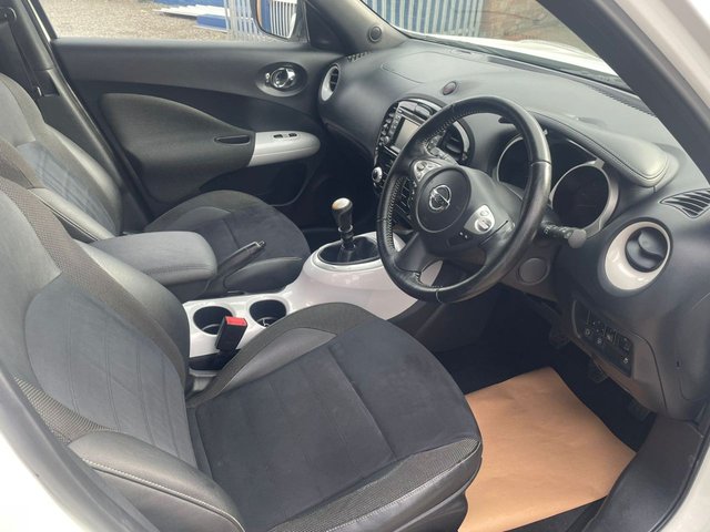 2016 NISSAN JUKE 2016 1.5 dCi N-Connecta SUV 5dr Diesel Manual Euro 6 (s/s) (110 ps) - Photo 11