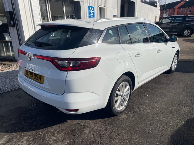 2019 Renault Megane 1.3L Play 5dr - Photo 8