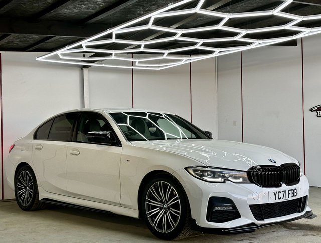 2021 BMW 3 Series 2L M Sport 4dr - Photo 2