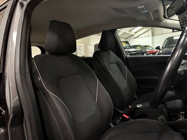 2018 Ford Fiesta - Photo 7