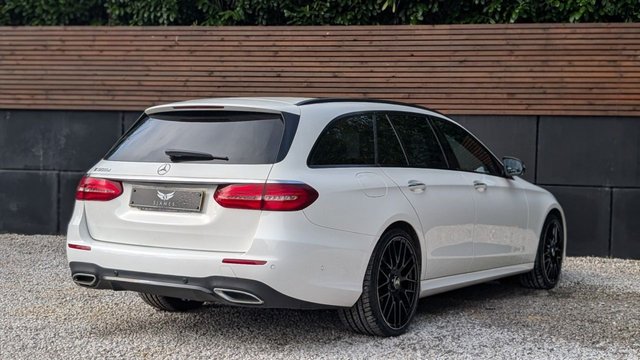 2020 MERCEDES-BENZ E-CLASS 2020 2.9 E350d AMG Line Night Edition (Premium Plus) Estate 5dr Diesel G-Tronic+ Euro 6 (s/s) (286 ps) - Photo 7