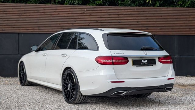 2020 MERCEDES-BENZ E-CLASS 2020 2.9 E350d AMG Line Night Edition (Premium Plus) Estate 5dr Diesel G-Tronic+ Euro 6 (s/s) (286 ps) - Photo 9