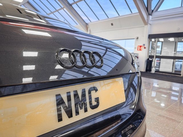 2012 Audi Tts 2L Black Edition 3dr - Photo 11