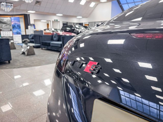 2012 Audi Tts 2L Black Edition 3dr - Photo 12