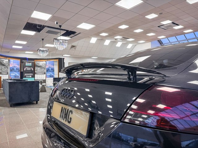 2012 Audi Tts 2L Black Edition 3dr - Photo 5