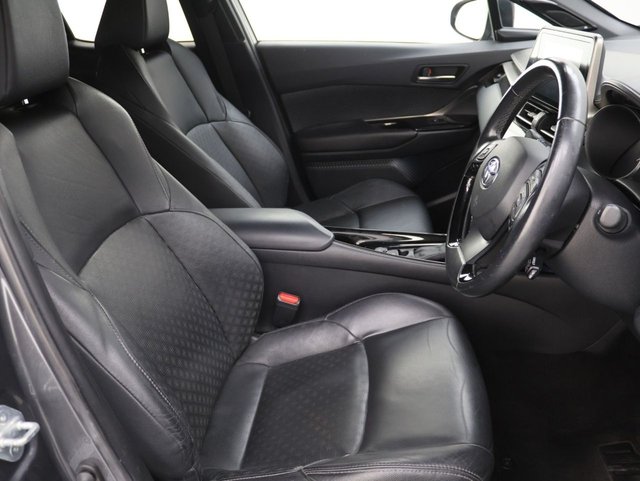 2019 Toyota C-HR 1.8L Dynamic 5dr - Photo 12