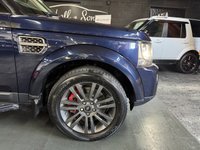 USED 2016 16 LAND ROVER DISCOVERY 4 3.0 SD V6 Graphite SUV 5dr Diesel Auto 4WD Euro 6 (s/s) (256 bhp) 2016 LANDROVER DISCOVERY 4 GRAPHITE 3.0 SDV6 EURO 6 - LOIRE BLUE - 2 PREVIOUS KEEPERS - 8 SERVICES TO 74K - NEW ENGINE FITTED IN 2025 - LEATHER - SAT NAV - HEATED SEATS - PRIVACY GLASS - GRAPHITE ALLOY WHEELS - TOWBAR