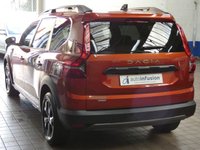 USED 2025 74 DACIA JOGGER 1.6 Hybrid EXTREME MPV 5dr Petrol Hybrid Auto Euro 6 (s/s) (140 ps) 7 SEATS SAT NAV REAR VIEW CAMERA CRUISE CONTROL PARKING SENSORS 1 OWNER WARRANTY
