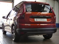 USED 2025 74 DACIA JOGGER 1.6 Hybrid EXTREME MPV 5dr Petrol Hybrid Auto Euro 6 (s/s) (140 ps) 7 SEATS SAT NAV REAR VIEW CAMERA CRUISE CONTROL PARKING SENSORS 1 OWNER WARRANTY