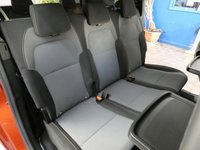 USED 2025 74 DACIA JOGGER 1.6 Hybrid EXTREME MPV 5dr Petrol Hybrid Auto Euro 6 (s/s) (140 ps) 7 SEATS SAT NAV REAR VIEW CAMERA CRUISE CONTROL PARKING SENSORS 1 OWNER WARRANTY