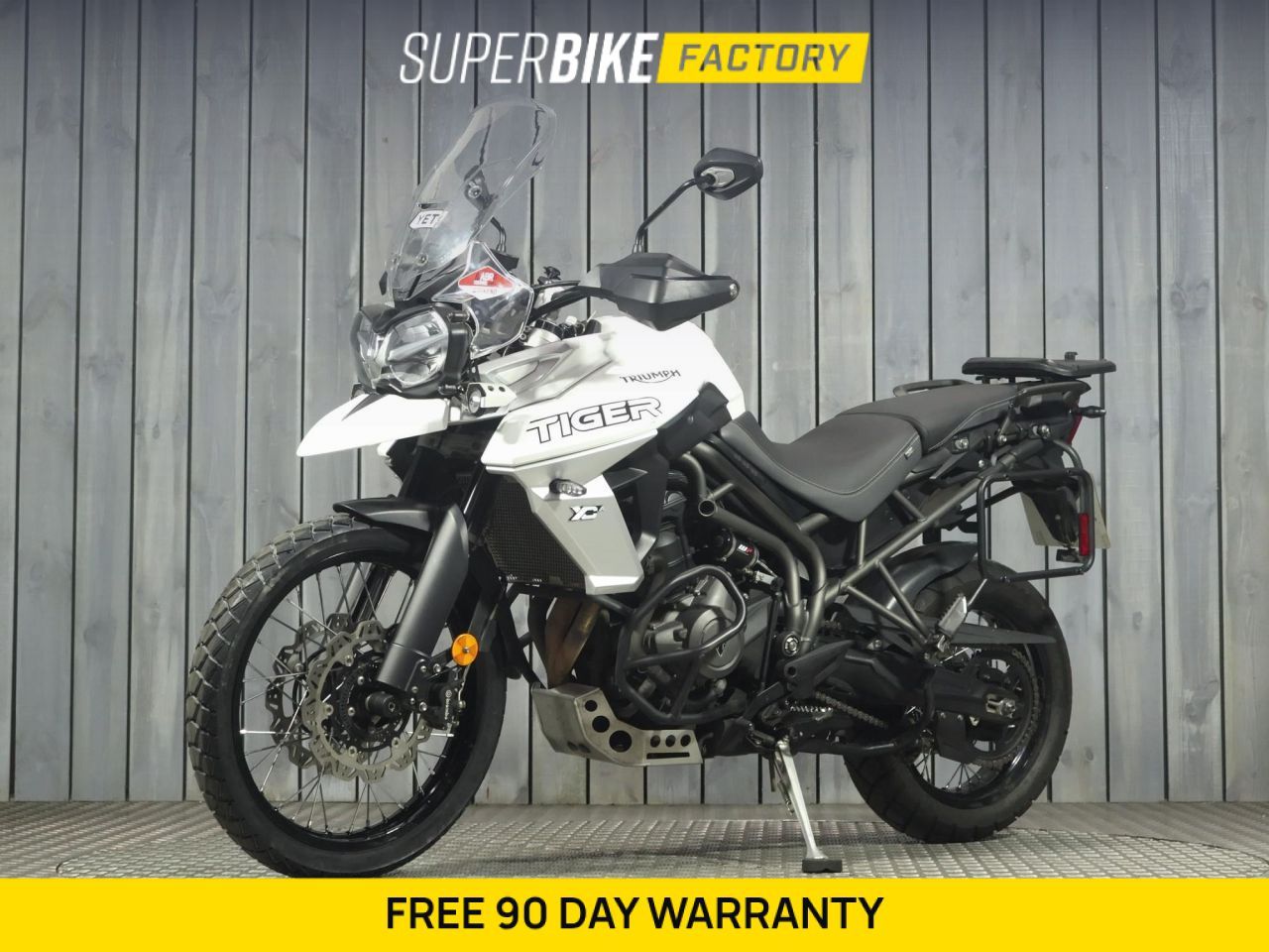 TRIUMPH TIGER 800