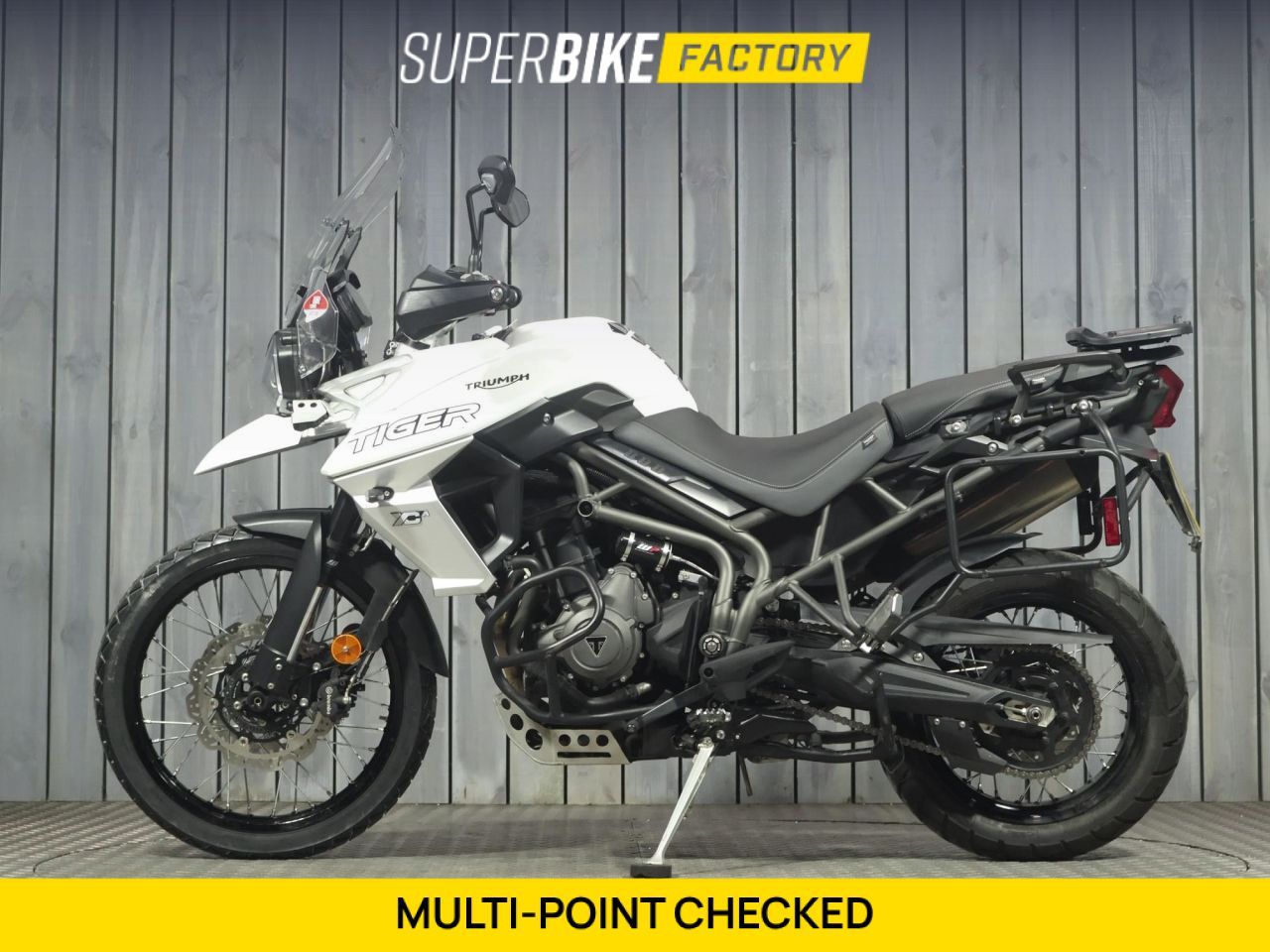 TRIUMPH TIGER 800