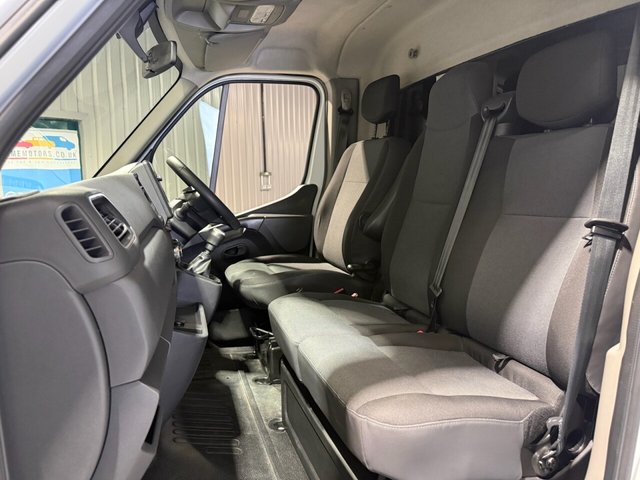 2021 RENAULT TRUCKS MASTER - Photo 6