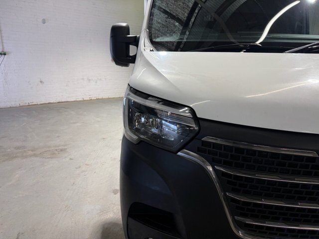 2021 RENAULT TRUCKS MASTER - Photo 9