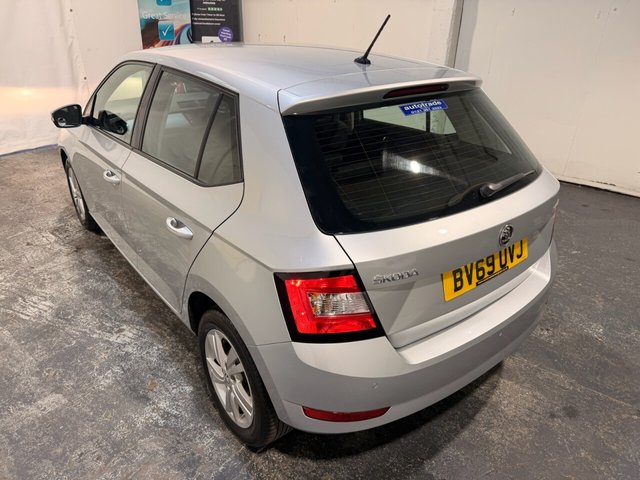 2019 SKODA FABIA - Photo 8