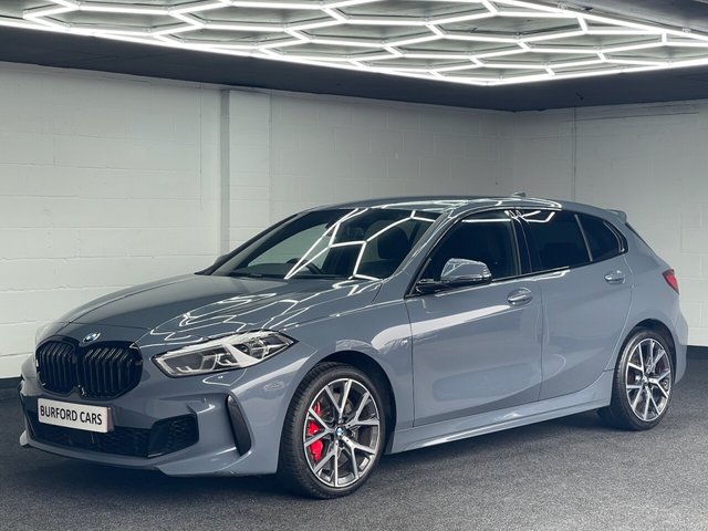 2023 BMW 1 Series - Photo 2