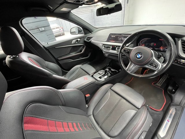 2023 BMW 1 Series - Photo 8