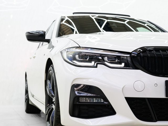 2021 BMW 3 SERIES - Photo 12