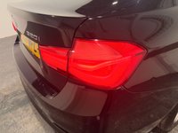 USED 2017 17 BMW 3 SERIES 2.0 320i SE Saloon 4dr Petrol Auto Euro 6 (s/s) (184 ps) Sat Nav-Full leather-DAB Radio-Heated seats-Climate-Bluetooth-17