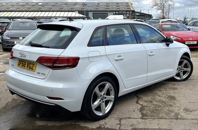 2019 AUDI A3 1.5 TFSI CoD 35 Sport Sportback 5dr Petrol Manual Euro 6 (s/s) (150 ps) - Photo 3