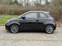 USED 2024 73 FIAT 500E 42kWh Hatchback 3dr Electric Auto (118 ps) Apple CarPlay and Android