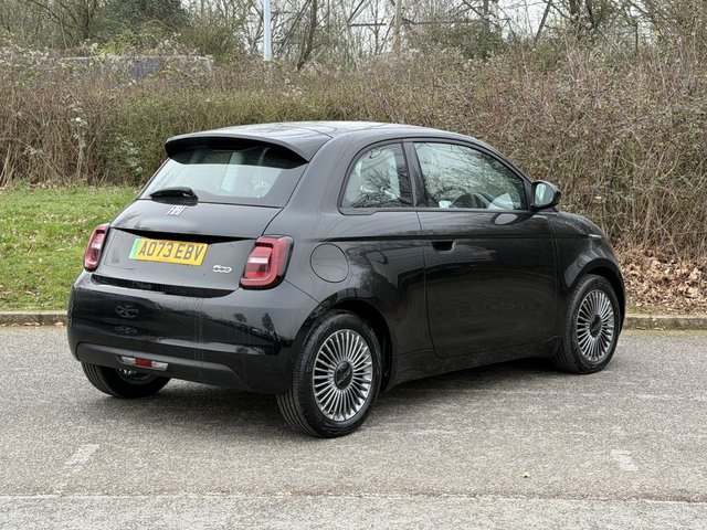 2024 FIAT 500E - Photo 5