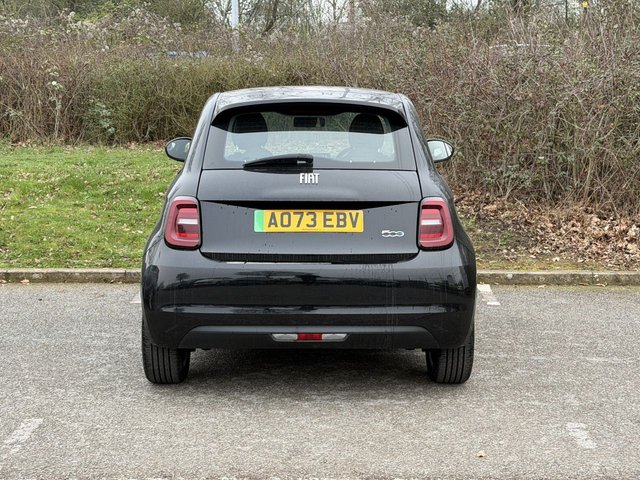 2024 FIAT 500E - Photo 4