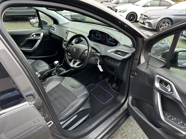 2017 PEUGEOT 2008 1.6 BlueHDi Allure SUV 5dr Diesel Manual Euro 6 (s/s) (120 ps) - Photo 9