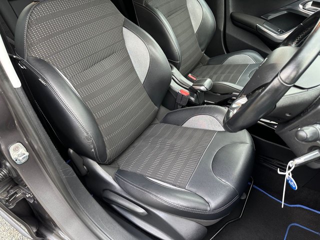 2017 PEUGEOT 2008 1.6 BlueHDi Allure SUV 5dr Diesel Manual Euro 6 (s/s) (120 ps) - Photo 11