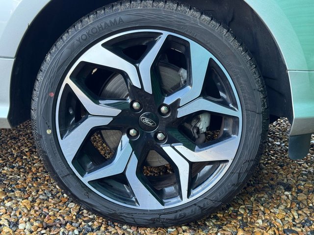 2019 FORD ECOSPORT 1.0T EcoBoost GPF ST-Line SUV 5dr Petrol Manual Euro 6 (s/s) (140 ps) - Photo 12
