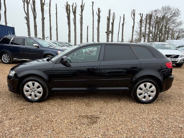 2010 AUDI A3 1.6 Sportback 5dr Petrol Manual Euro 4 (102 ps) - Photo 11
