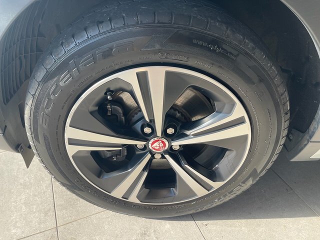 2021 JAGUAR E-PACE 2.0 D204 MHEV R-Dynamic S SUV 5dr Diesel Auto AWD Euro 6 (s/s) (204 ps) - Photo 12