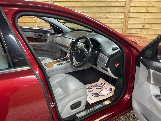 2014 JAGUAR XF (2014) - Photo 11